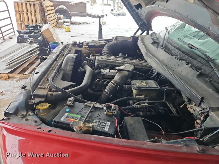 image for item EO4870 1997 Dodge Ram 2500 Club Cab flatbed pickup truck