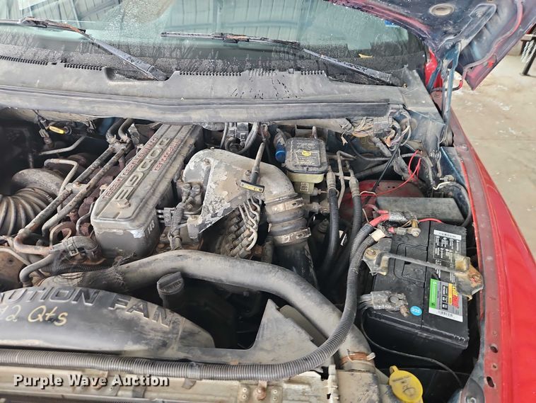 image for item EO4870 1997 Dodge Ram 2500 Club Cab flatbed pickup truck