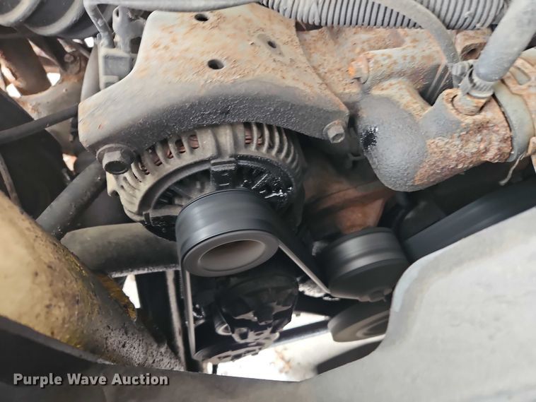 image for item EO4870 1997 Dodge Ram 2500 Club Cab flatbed pickup truck