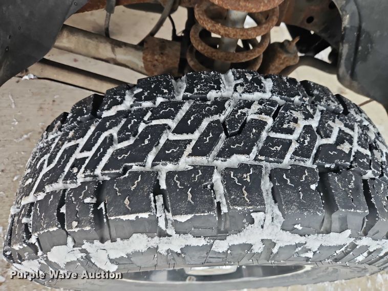 image for item EO4870 1997 Dodge Ram 2500 Club Cab flatbed pickup truck