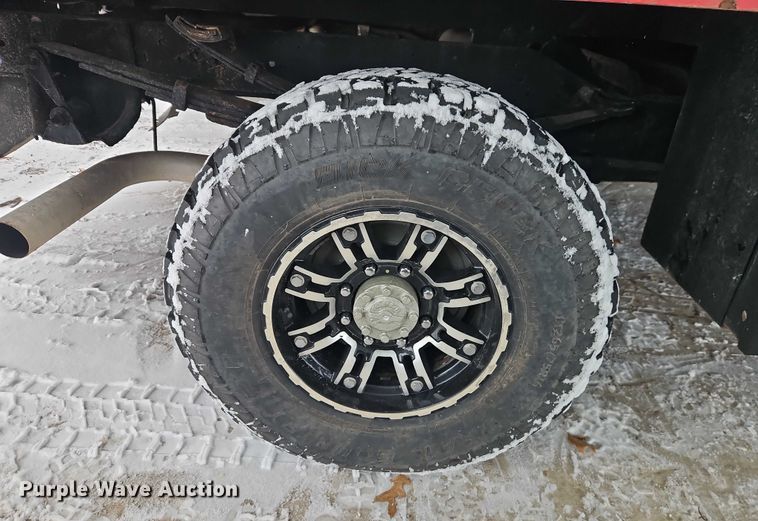 image for item EO4870 1997 Dodge Ram 2500 Club Cab flatbed pickup truck