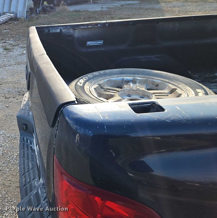 image for item EO4881 2007 Chevrolet Silverado 1500 Ext. Cab pickup truck