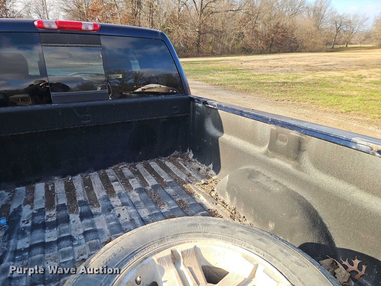 image for item EO4881 2007 Chevrolet Silverado 1500 Ext. Cab pickup truck