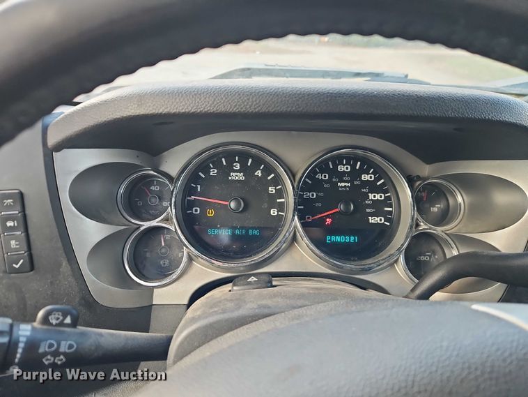 image for item EO4881 2007 Chevrolet Silverado 1500 Ext. Cab pickup truck