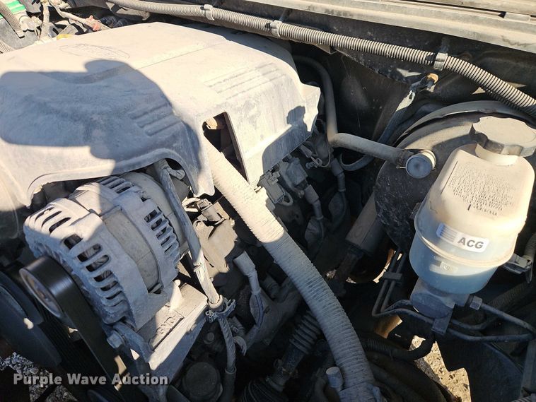 image for item EO4881 2007 Chevrolet Silverado 1500 Ext. Cab pickup truck