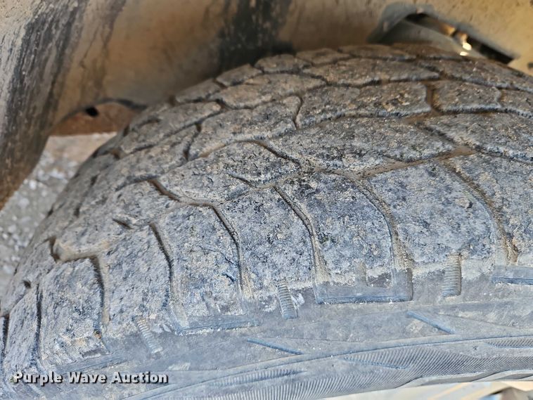 image for item EO4881 2007 Chevrolet Silverado 1500 Ext. Cab pickup truck