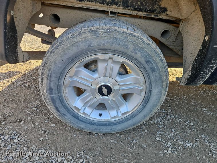 image for item EO4881 2007 Chevrolet Silverado 1500 Ext. Cab pickup truck