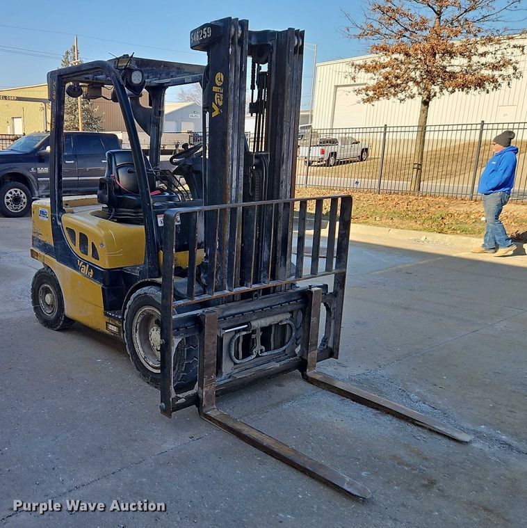 image for item EO4901 Yale GDP060VX forklift