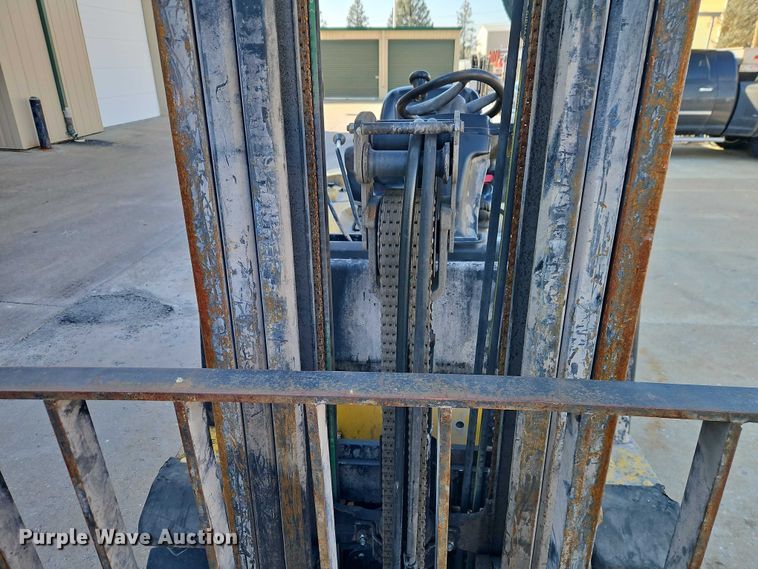 image for item EO4901 Yale GDP060VX forklift