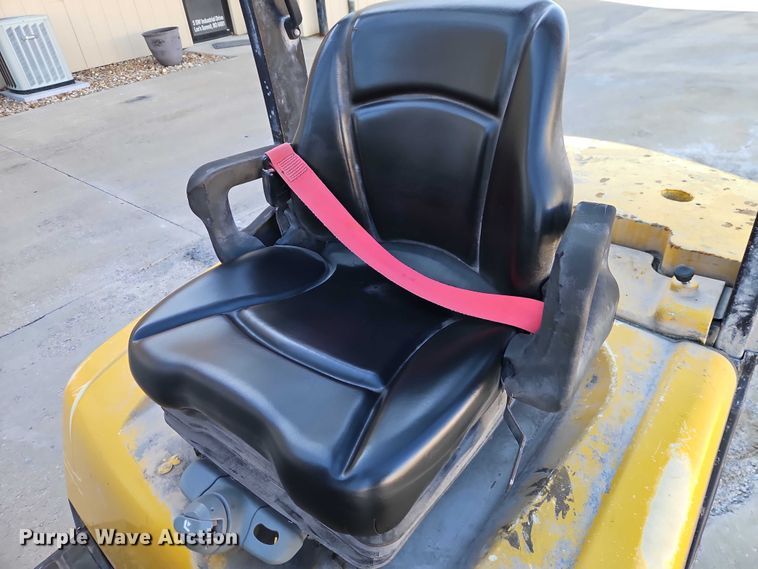 image for item EO4901 Yale GDP060VX forklift