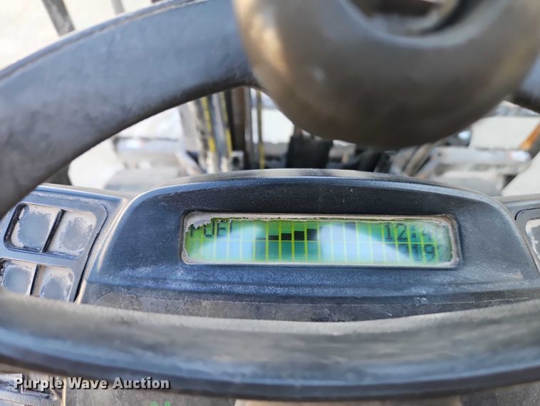 image for item EO4901 Yale GDP060VX forklift