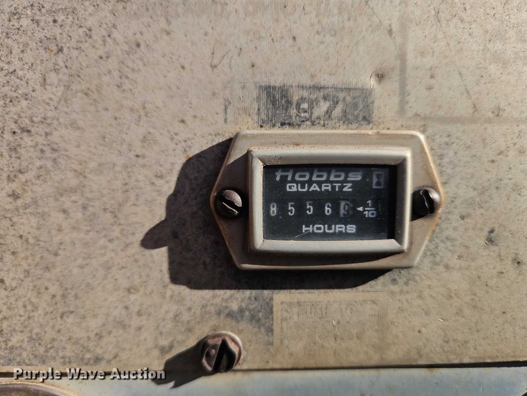 image for item EO4902 Lincoln SAE-350 welder/generator