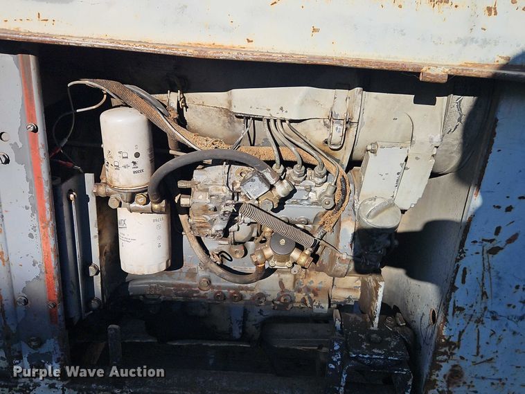 image for item EO4902 Lincoln SAE-350 welder/generator