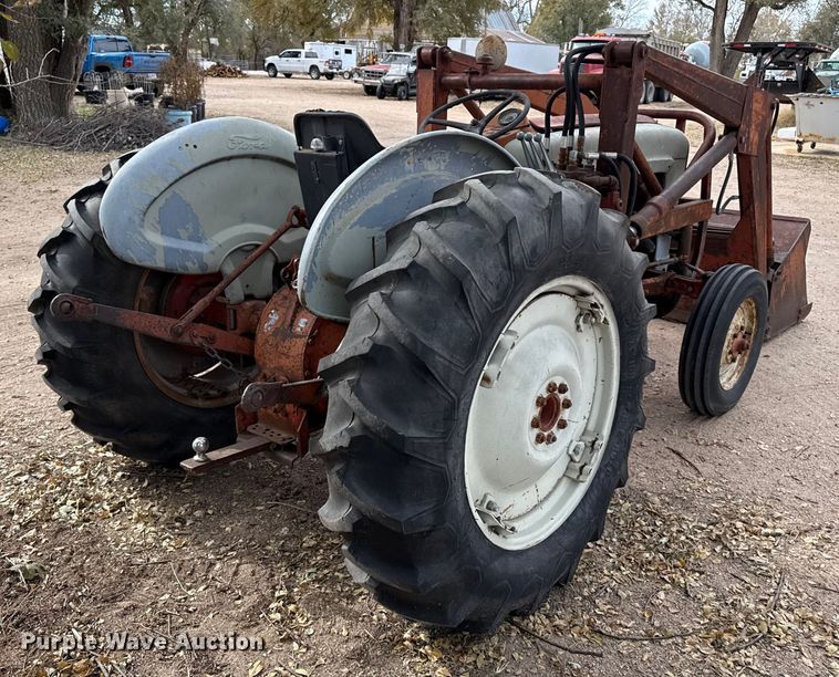 image for item EP0983 1958 Ford 841 