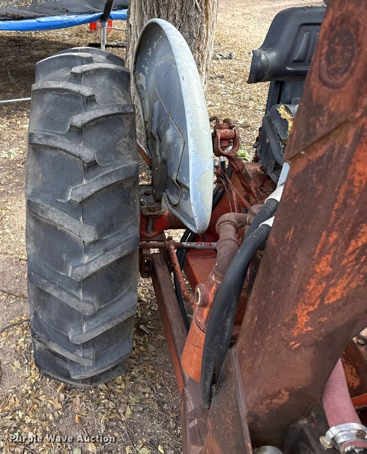 image for item EP0983 1958 Ford 841 