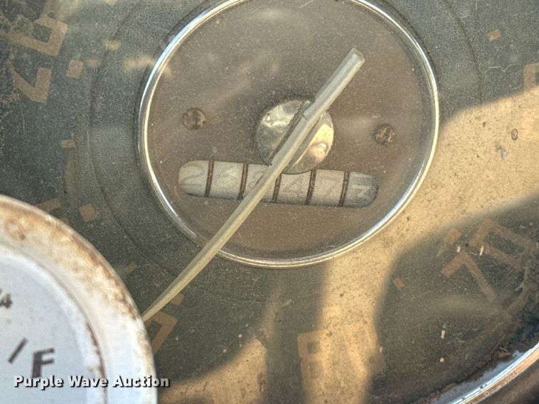 image for item EP2544 Chevrolet 6400 flatbed truck