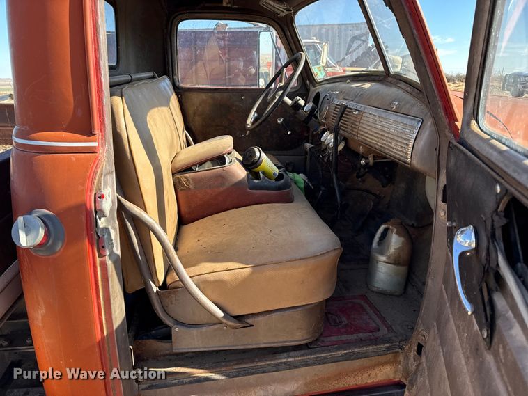 image for item EP2544 Chevrolet 6400 flatbed truck