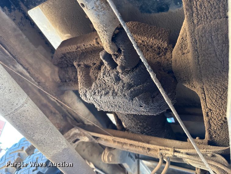 image for item EP2544 Chevrolet 6400 flatbed truck