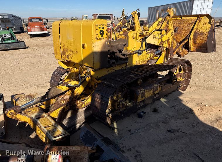 image for item EP2546 Drott 9K3 track loader