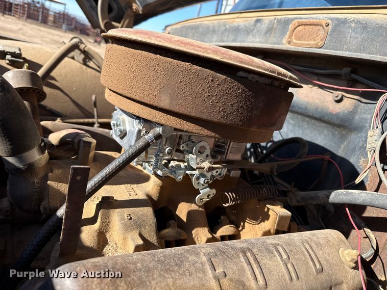 image for item EP2549 Ford F600 dump flatbed truck