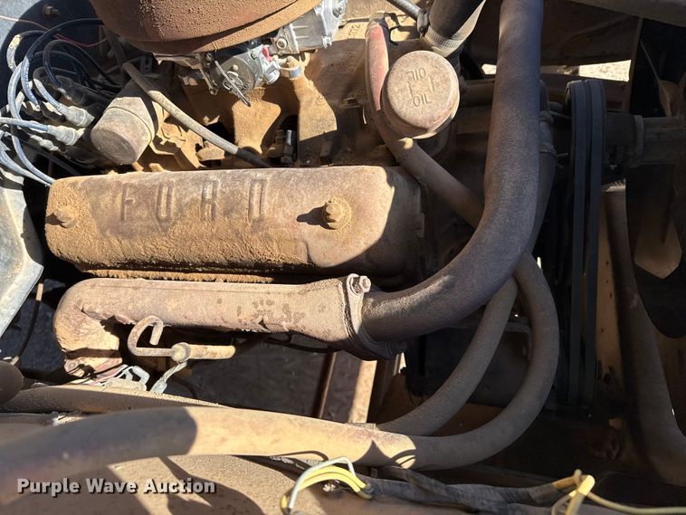 image for item EP2549 Ford F600 dump flatbed truck