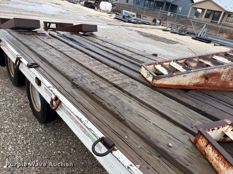 image for item EP2589 1998 Belshe T9 equipment trailer