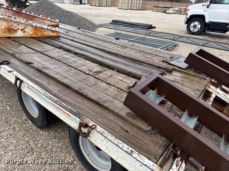 image for item EP2589 1998 Belshe T9 equipment trailer