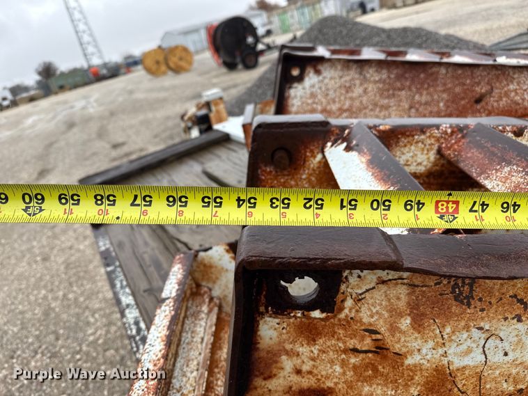 image for item EP2589 1998 Belshe T9 equipment trailer