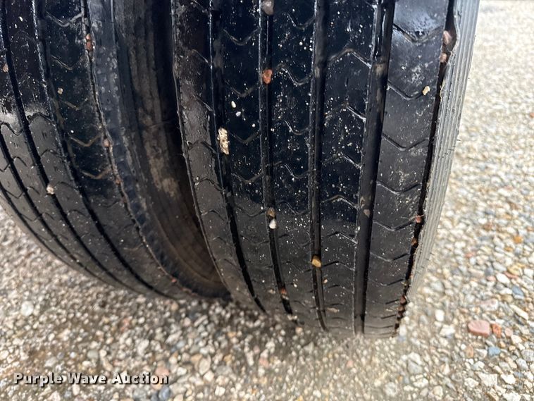 image for item EP2589 1998 Belshe T9 equipment trailer