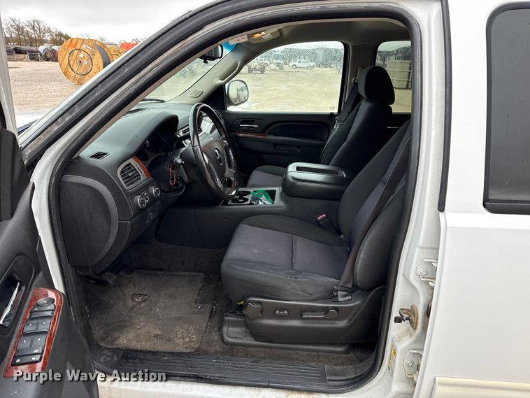 image for item EP2590 2011 GMC Yukon SUV