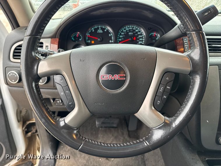 image for item EP2590 2011 GMC Yukon SUV