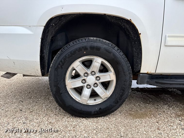 image for item EP2590 2011 GMC Yukon SUV