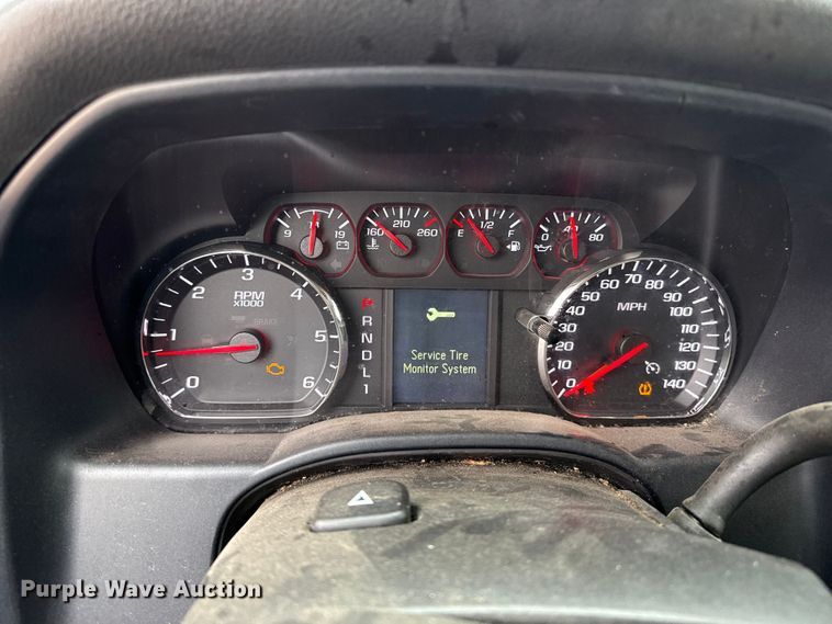 image for item EP2592 2017 GMC Sierra 2500HD Double Cab pickup truck