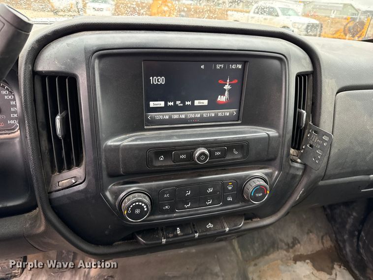 image for item EP2592 2017 GMC Sierra 2500HD Double Cab pickup truck