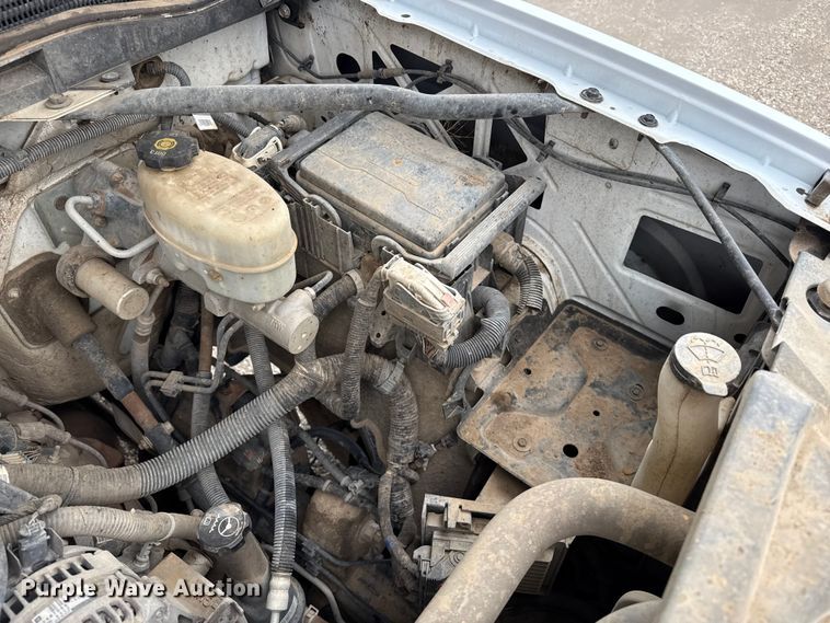 image for item EP2592 2017 GMC Sierra 2500HD Double Cab pickup truck