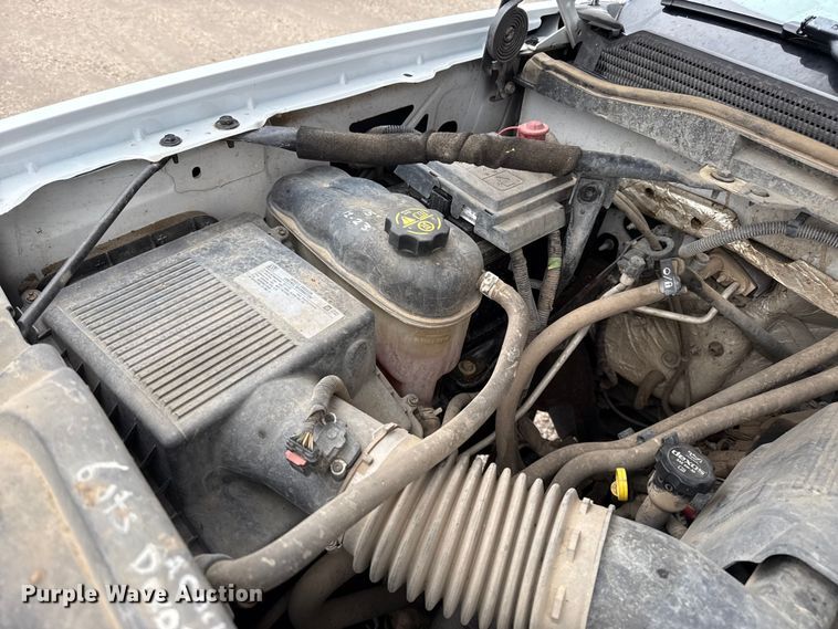 image for item EP2592 2017 GMC Sierra 2500HD Double Cab pickup truck