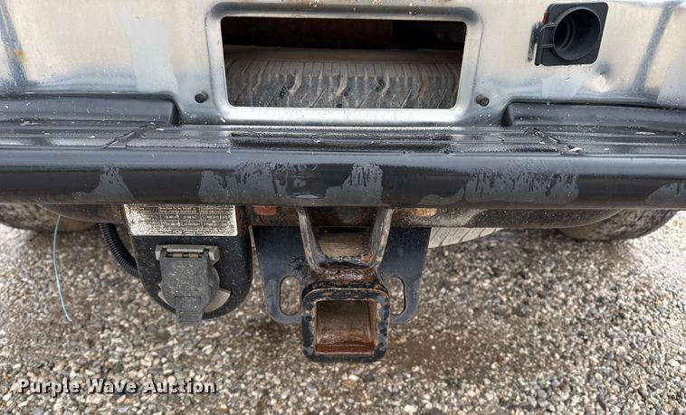 image for item EP2594 2005 GMC Sierra 1500 Ext. Cab pickup truck