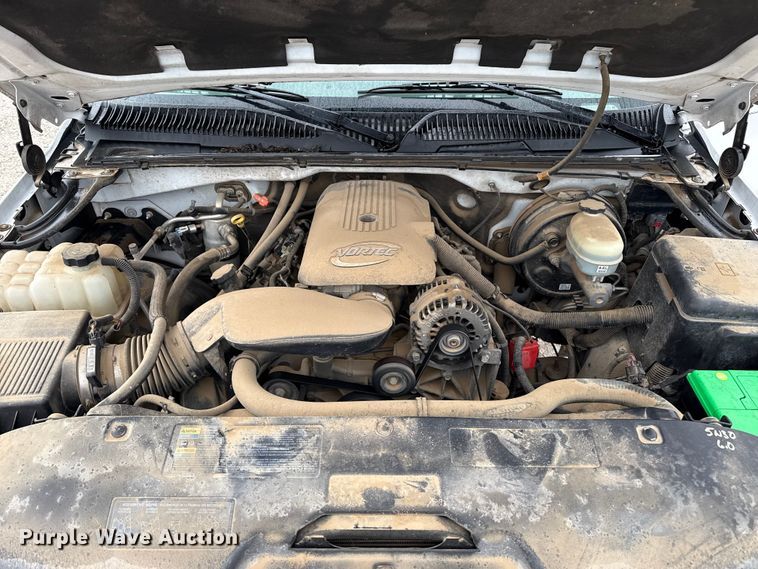 image for item EP2594 2005 GMC Sierra 1500 Ext. Cab pickup truck