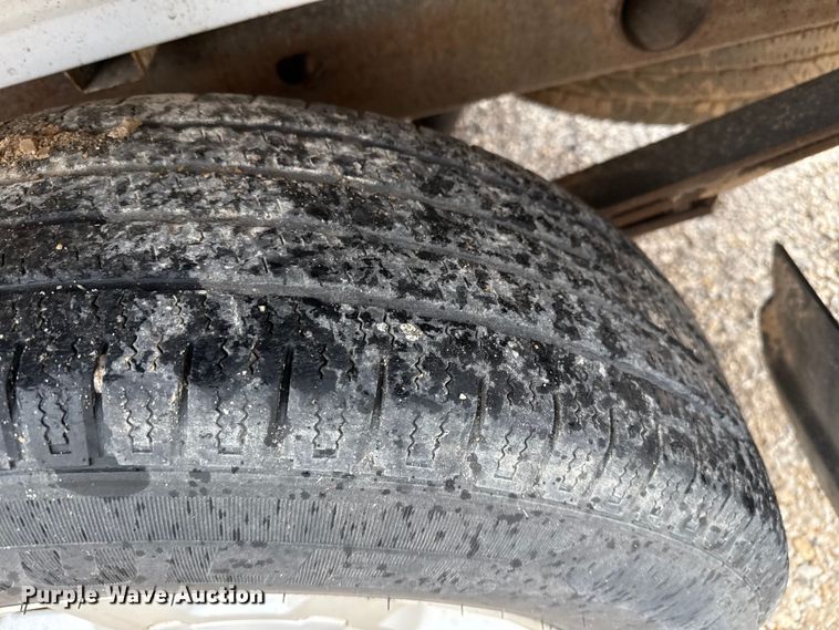 image for item EP2594 2005 GMC Sierra 1500 Ext. Cab pickup truck