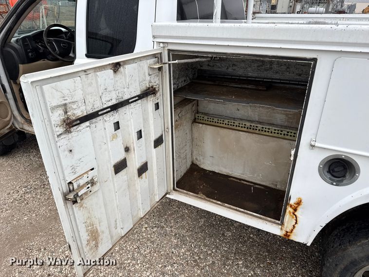 image for item EP2595 2008 GMC 3500HD Ext. Cab utility bed pickup truck