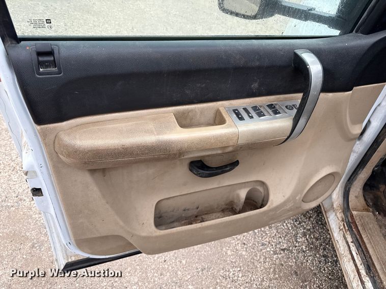 image for item EP2595 2008 GMC 3500HD Ext. Cab utility bed pickup truck