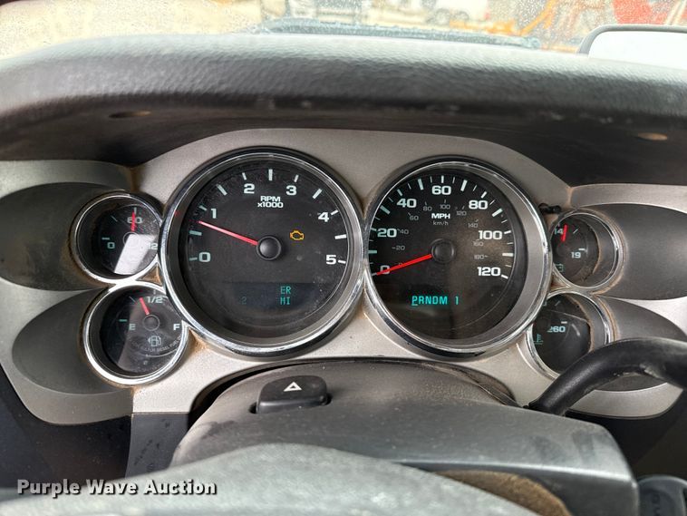 image for item EP2595 2008 GMC 3500HD Ext. Cab utility bed pickup truck