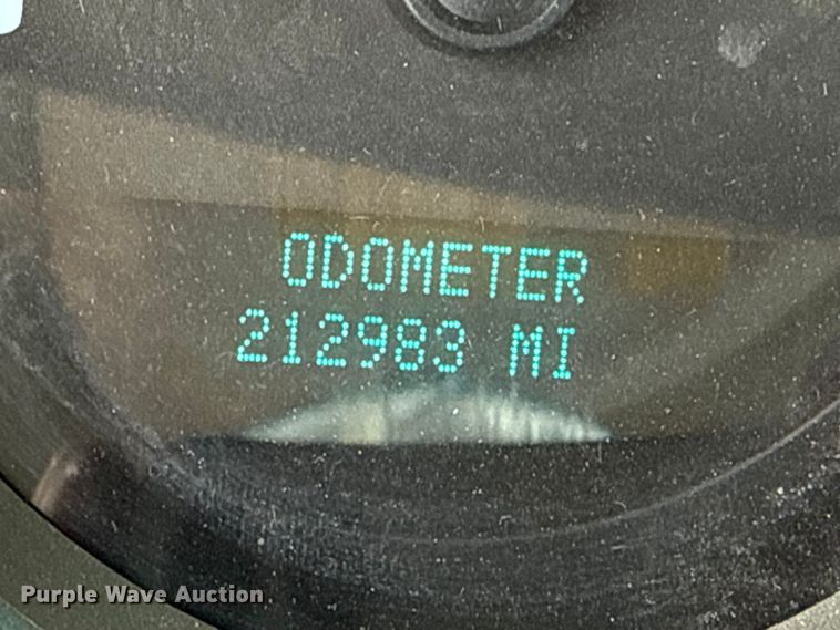 image for item EP2595 2008 GMC 3500HD Ext. Cab utility bed pickup truck