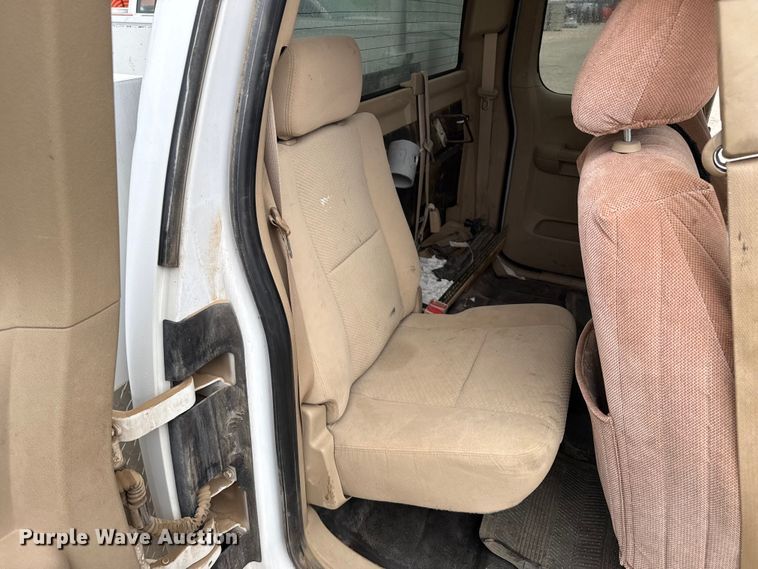 image for item EP2595 2008 GMC 3500HD Ext. Cab utility bed pickup truck