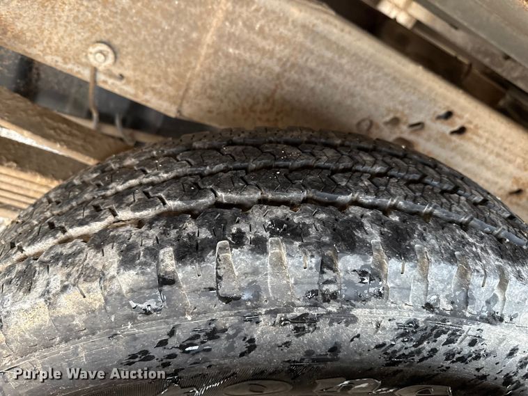 image for item EP2595 2008 GMC 3500HD Ext. Cab utility bed pickup truck