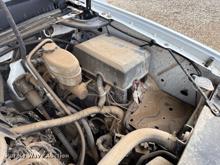 image for item EP2604 2010 GMC Sierra 2500HD Ext. Cab pickup truck