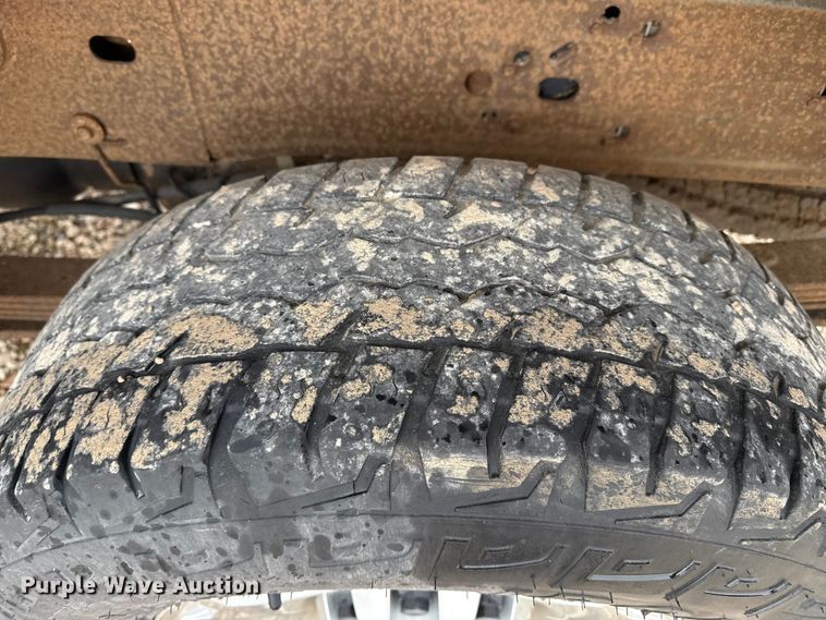 image for item EP2604 2010 GMC Sierra 2500HD Ext. Cab pickup truck