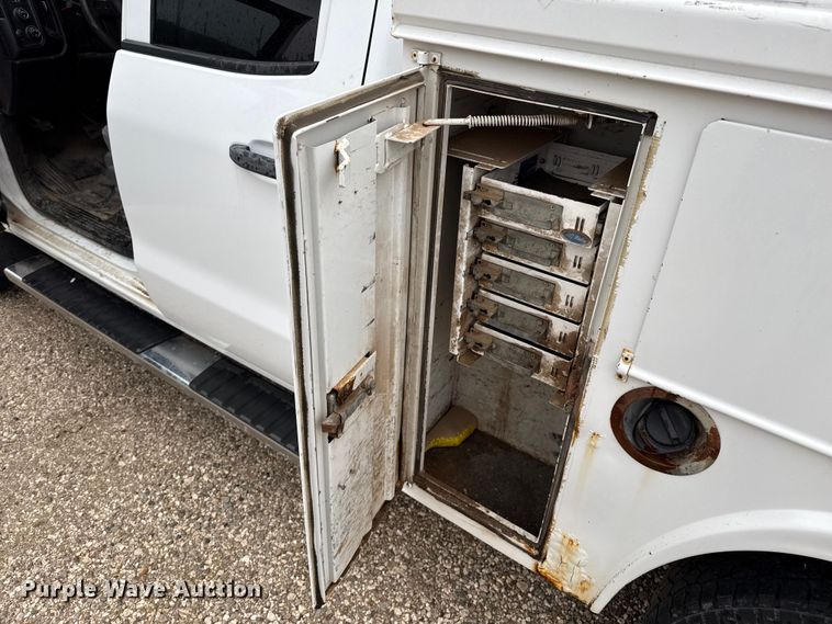 image for item EP2605 2017 GMC Sierra 2500HD Double Cab utility bed pickup truck