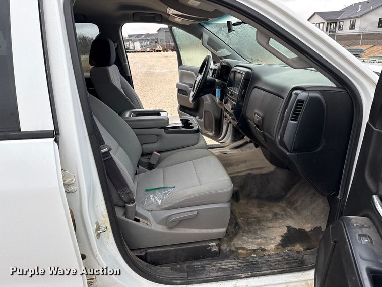 image for item EP2605 2017 GMC Sierra 2500HD Double Cab utility bed pickup truck