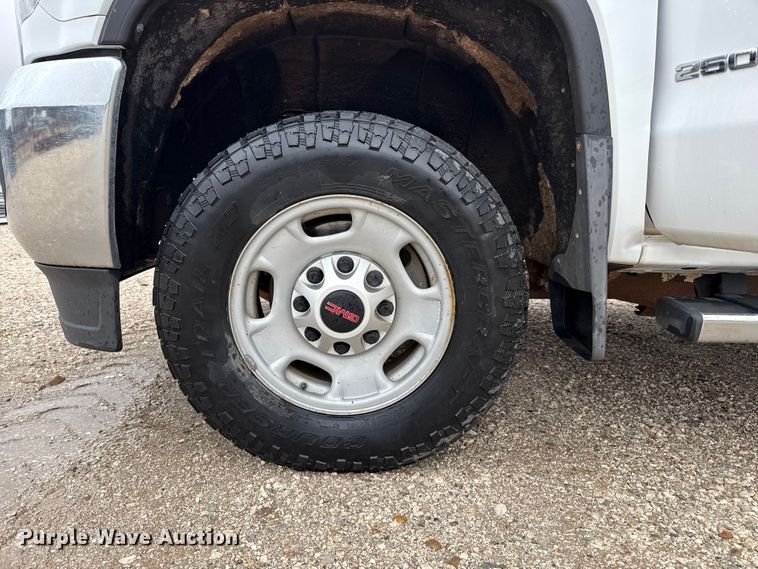 image for item EP2605 2017 GMC Sierra 2500HD Double Cab utility bed pickup truck